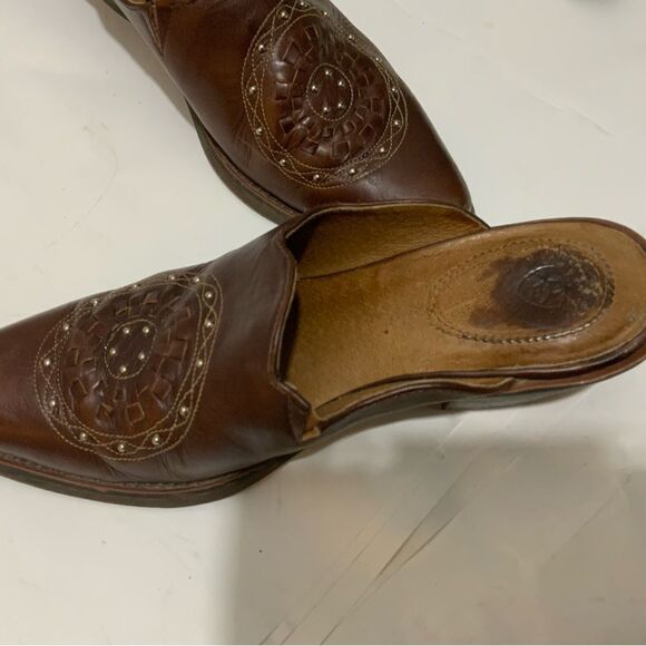 Ariat slip on medallion western studded mules SZ 6.5 B - Picture 16 of 16